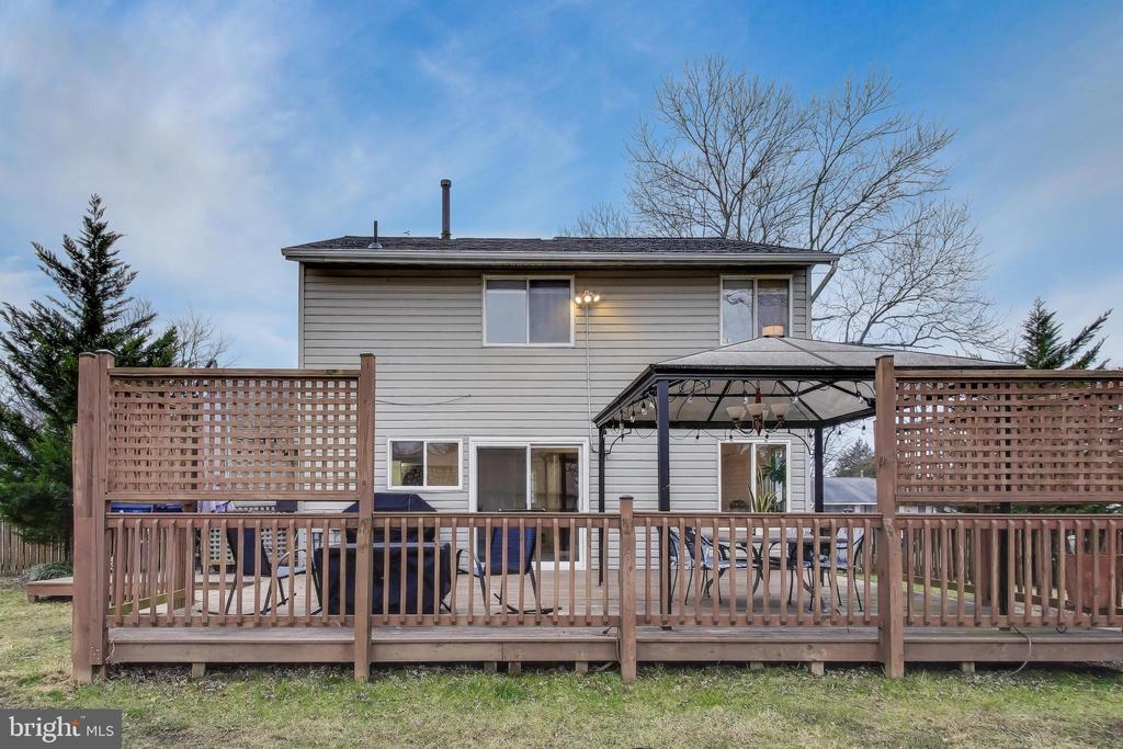 15510 PEACH WALKER DRIVE