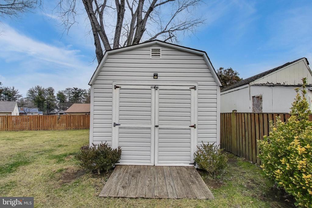 15510 PEACH WALKER DRIVE