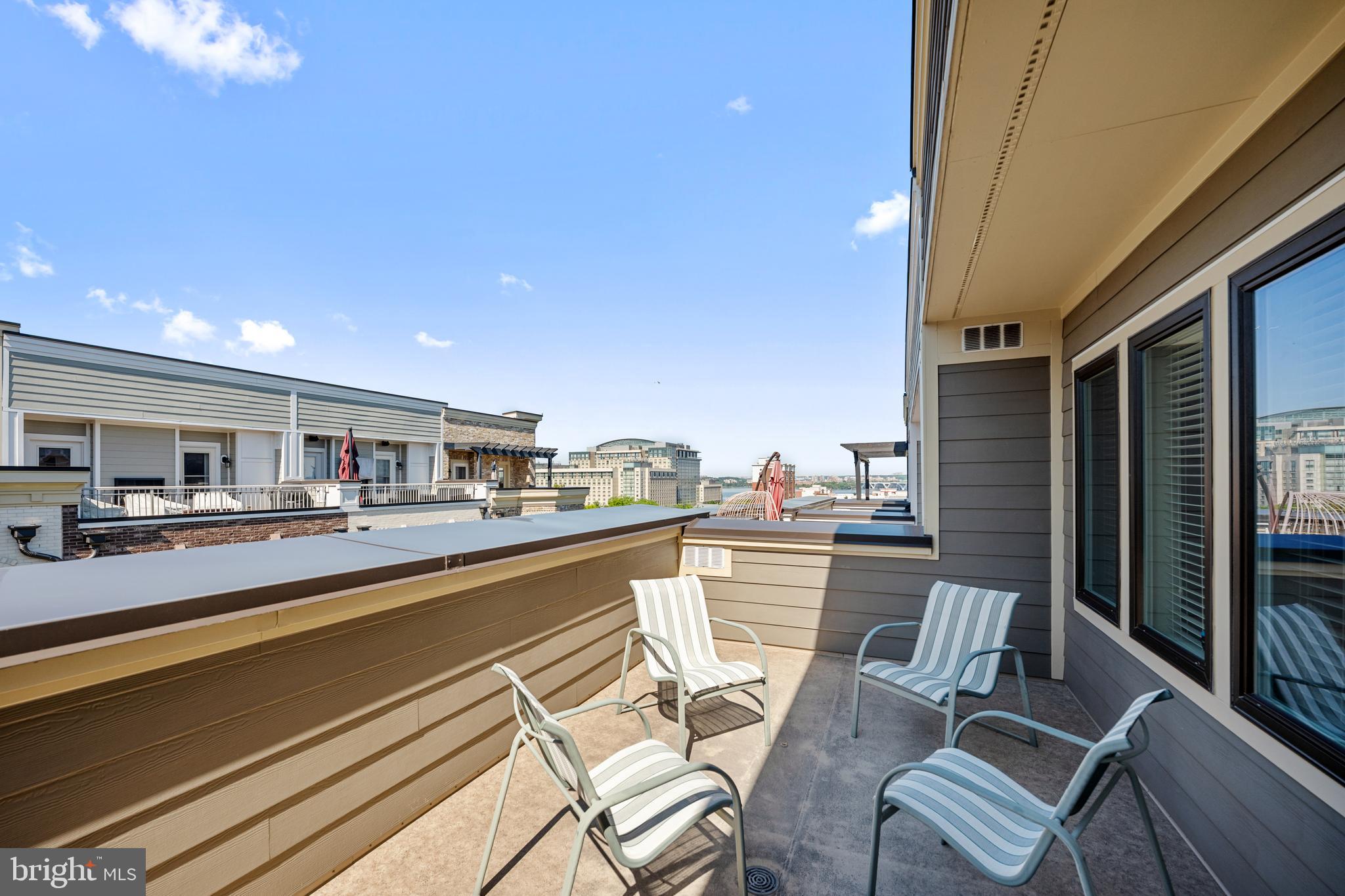 507 SILVER CLIPPER LANE