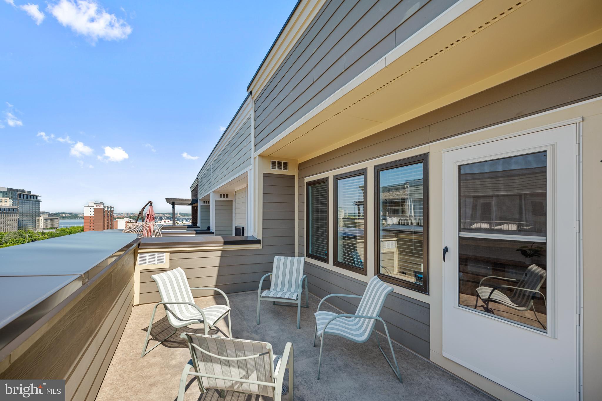 507 SILVER CLIPPER LANE