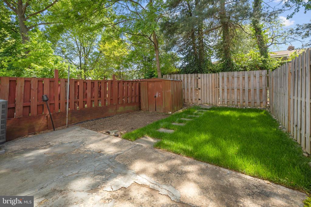 4058 HANSON OAKS DRIVE
