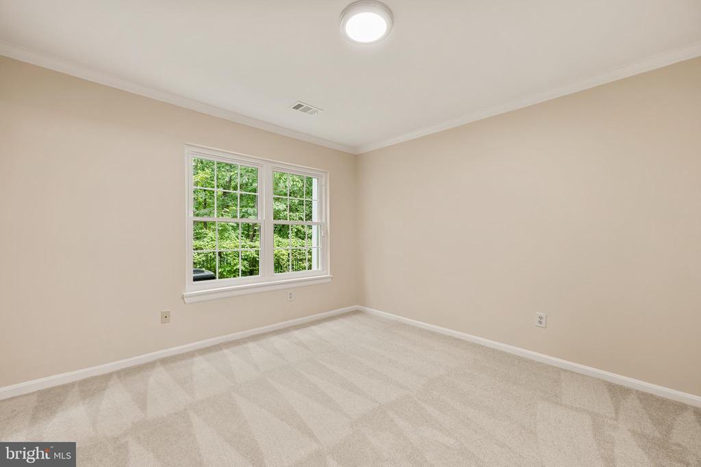 8682 DEVON HILLS DRIVE