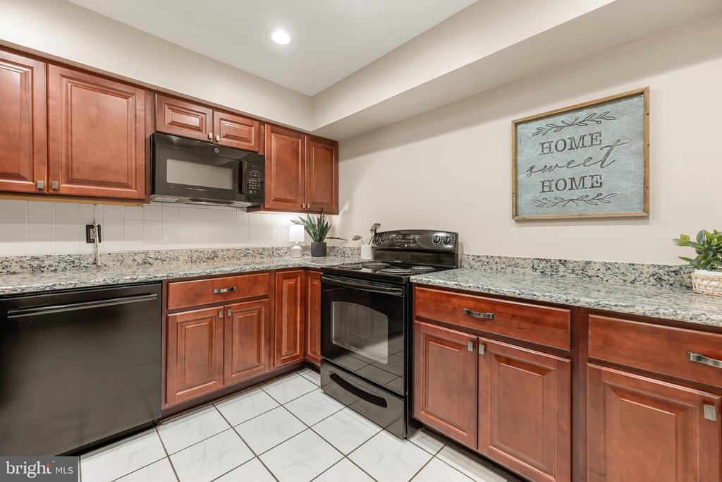 8682 DEVON HILLS DRIVE