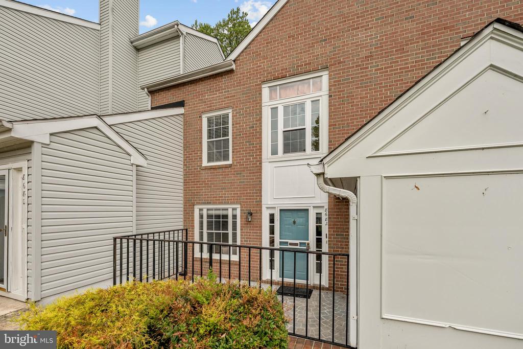 8682 DEVON HILLS DRIVE