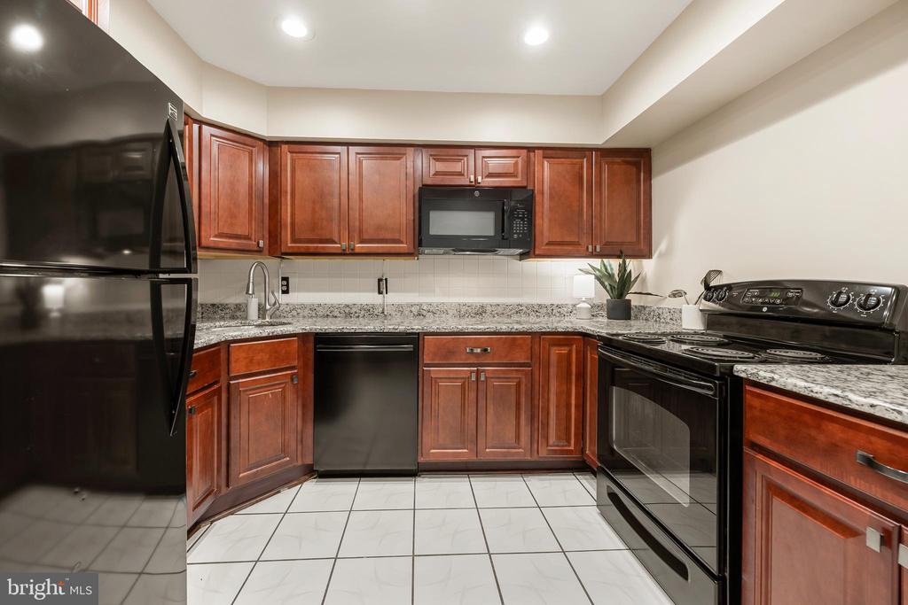 8682 DEVON HILLS DRIVE