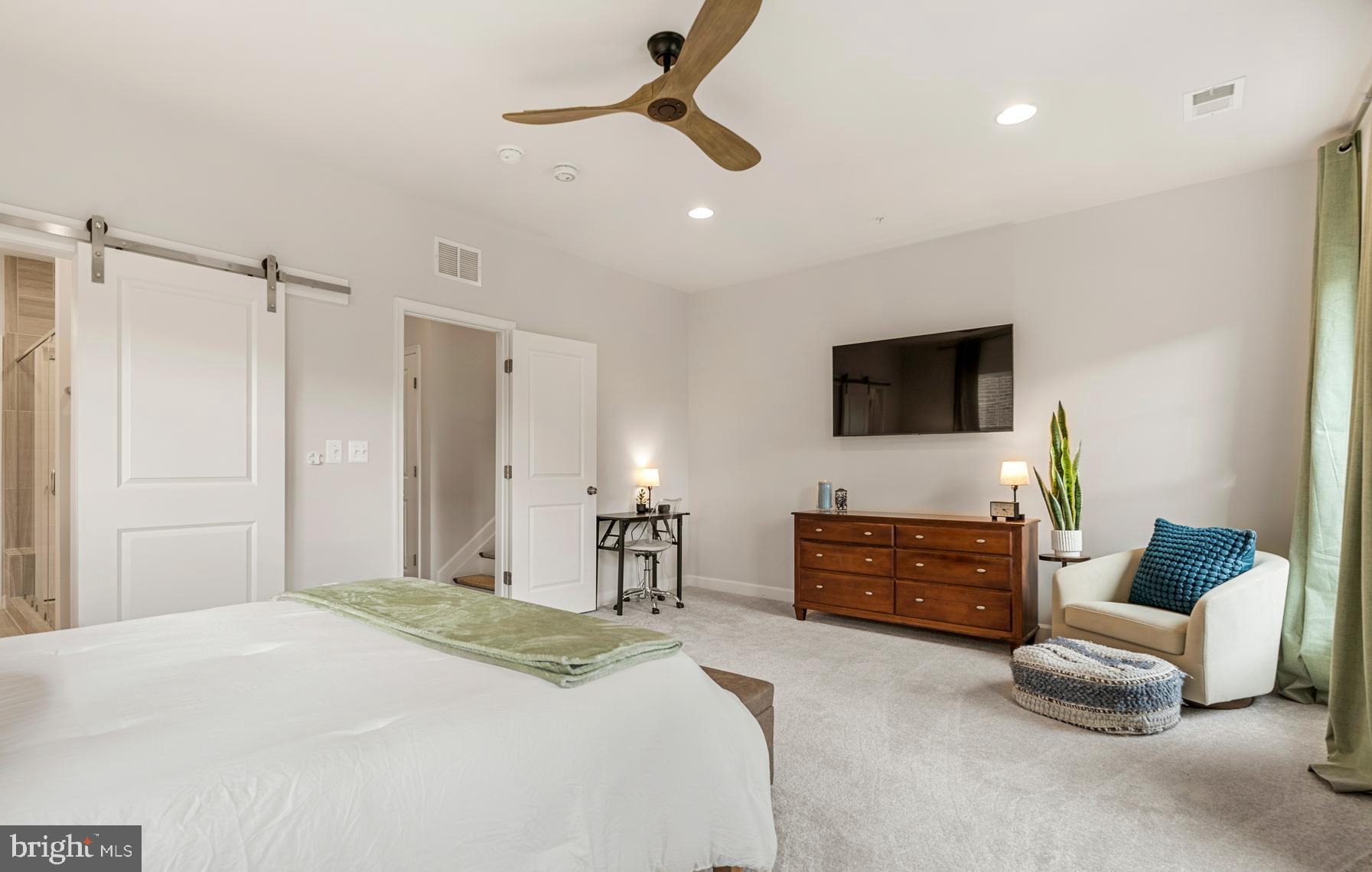 611 SKIFF WAY 621