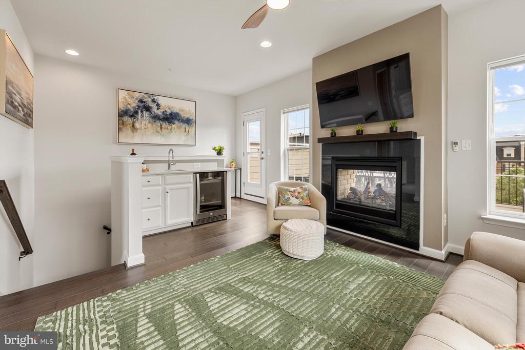 611 SKIFF WAY 621
