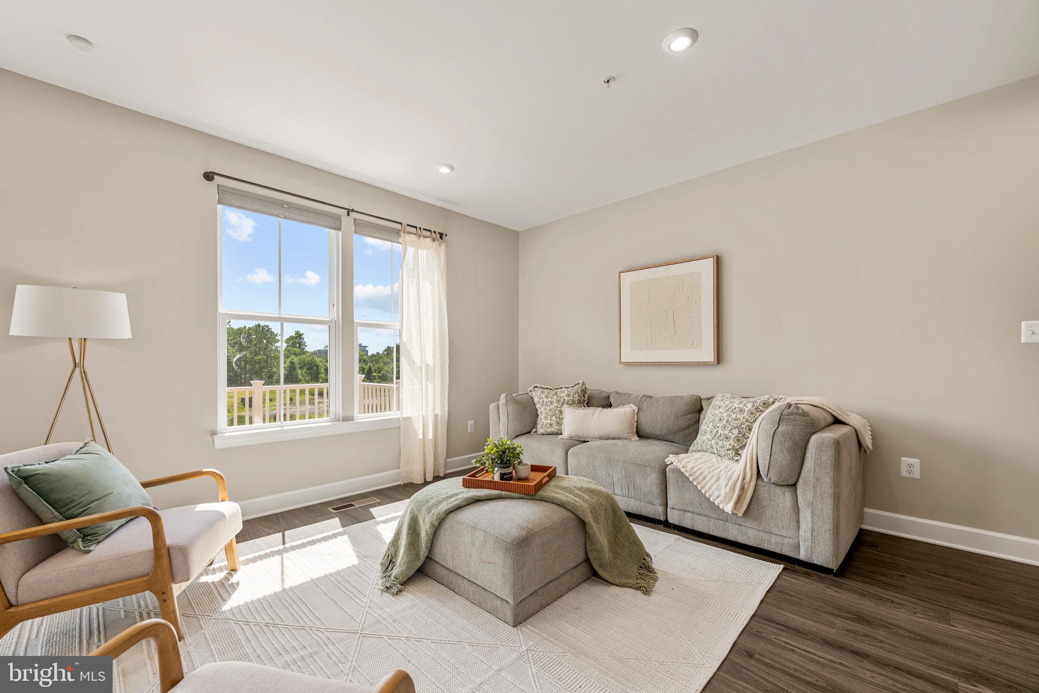 4 ALBANY PLACE