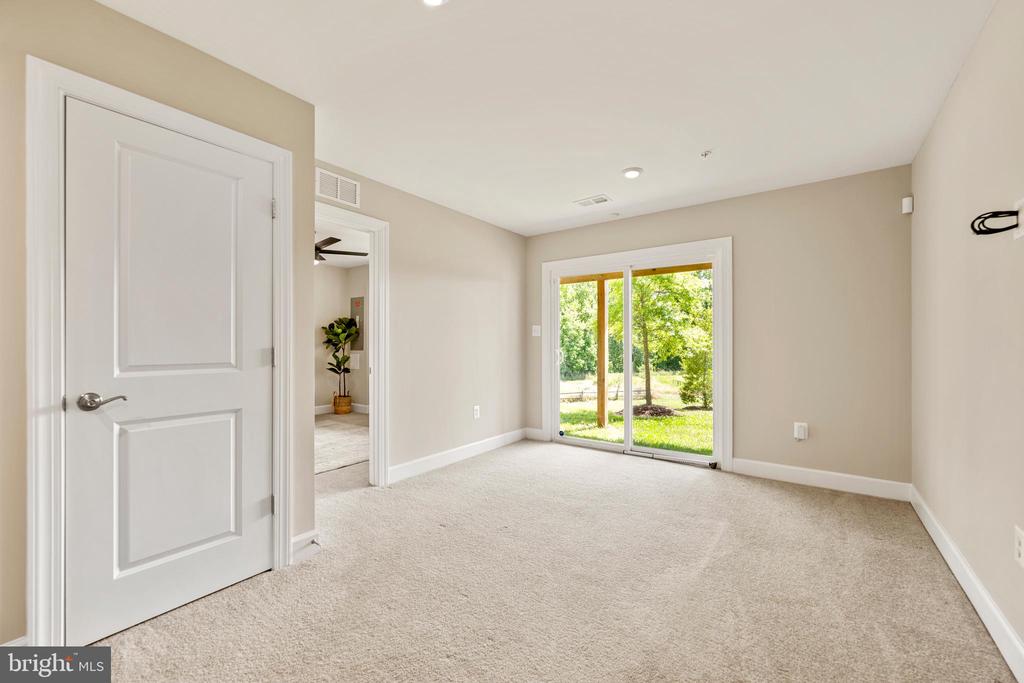 4 ALBANY PLACE