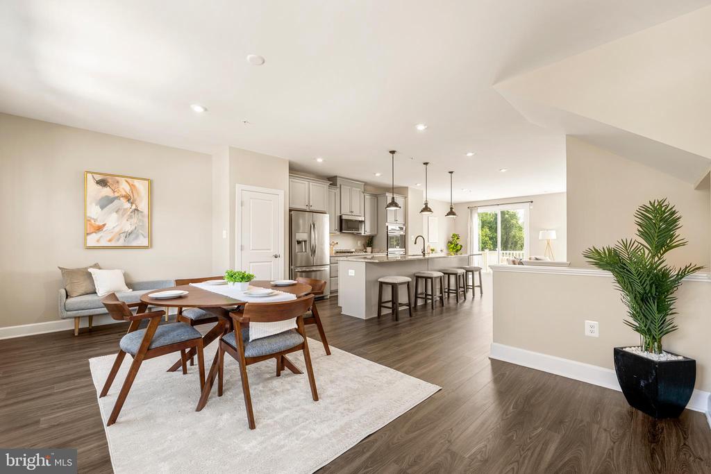 4 ALBANY PLACE