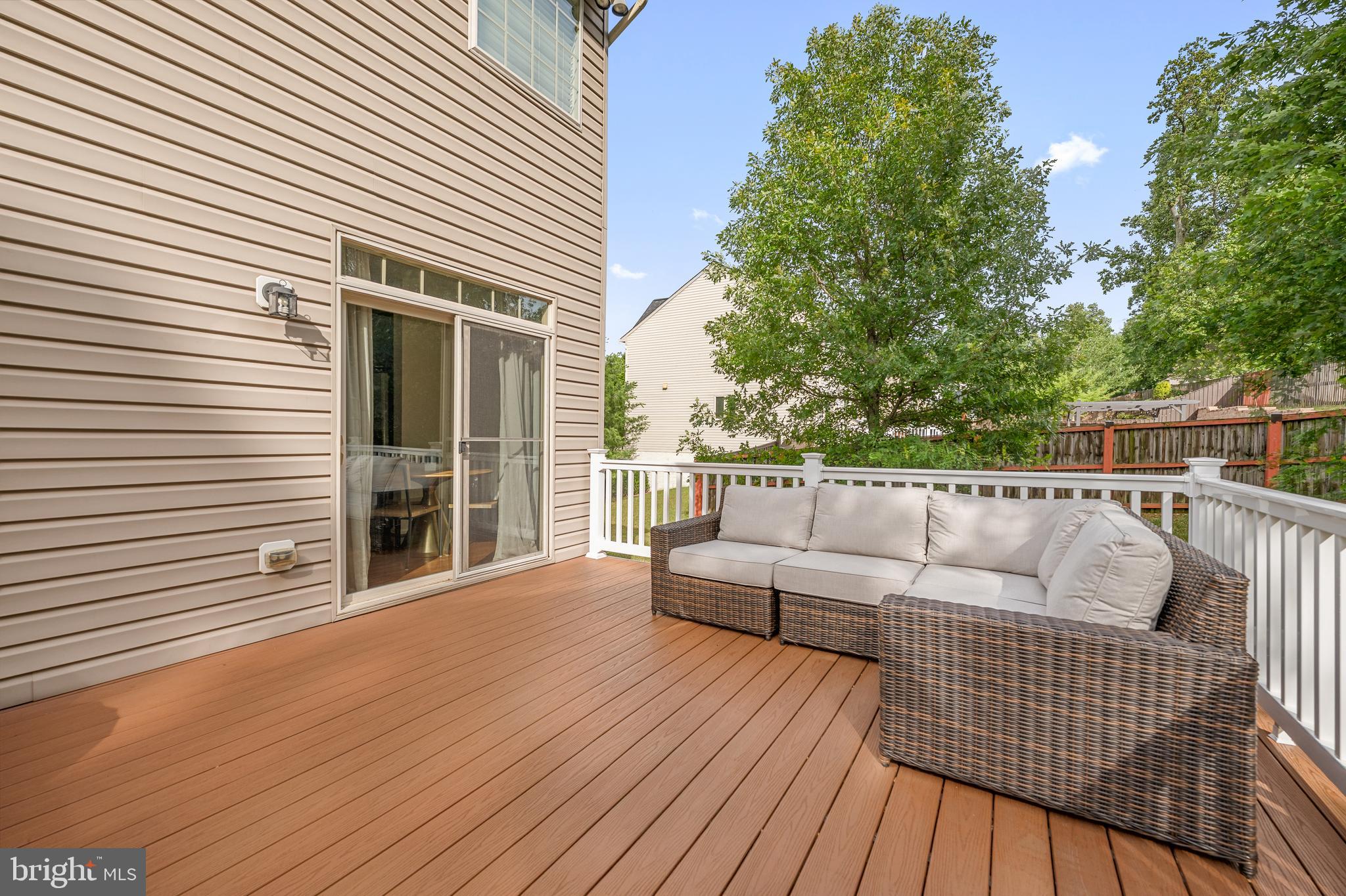 406 BRICKER DRIVE