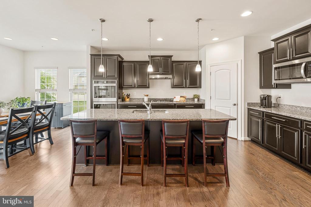 12605 BROUGHTON BLUFF