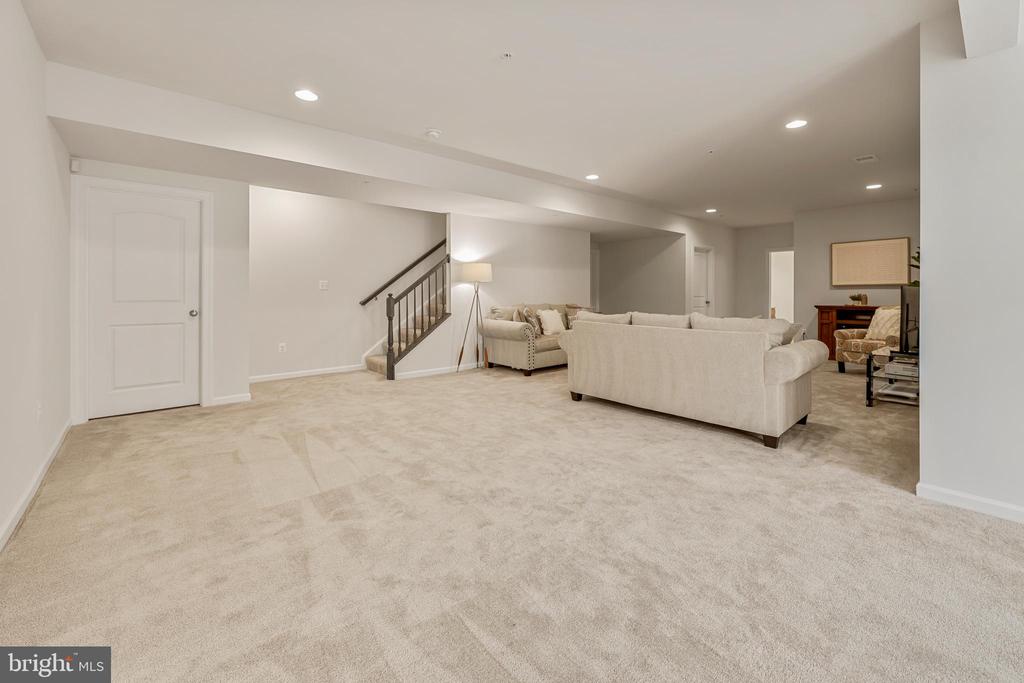 12605 BROUGHTON BLUFF
