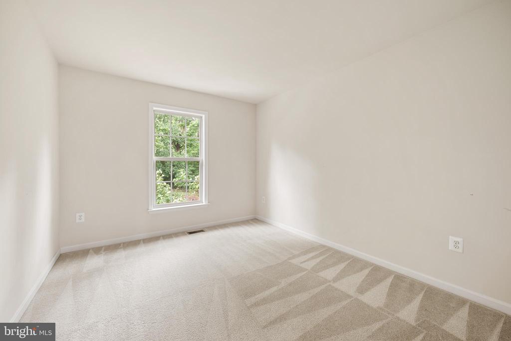 406 BRICKER DRIVE