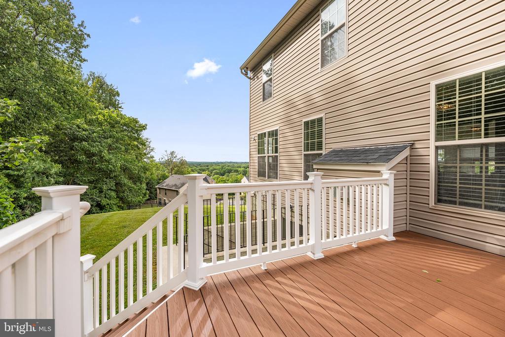 406 BRICKER DRIVE