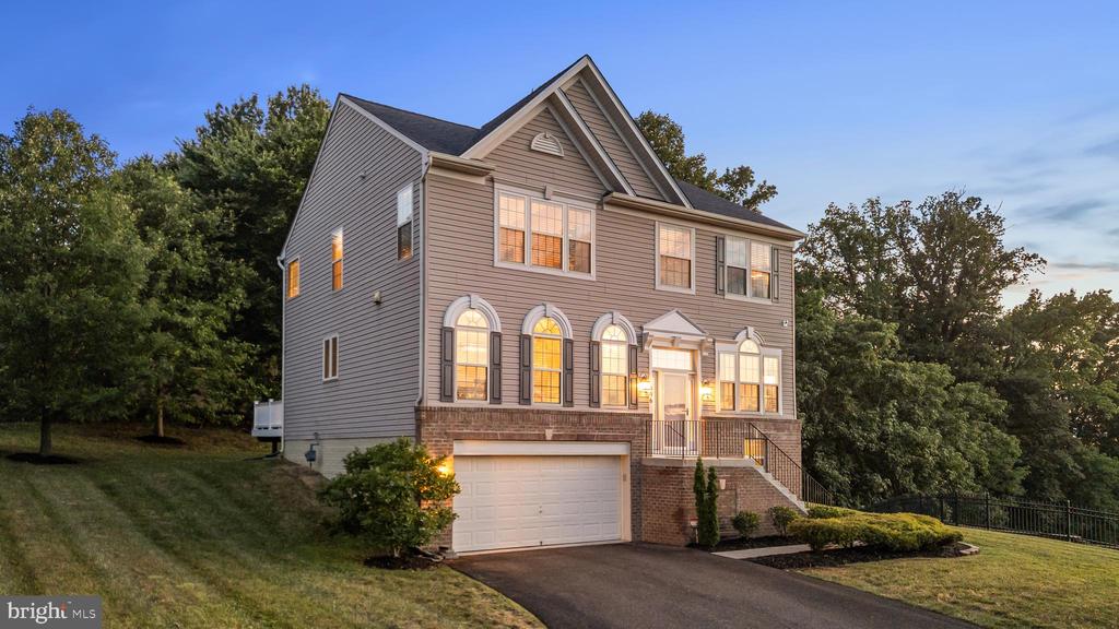 406 BRICKER DRIVE