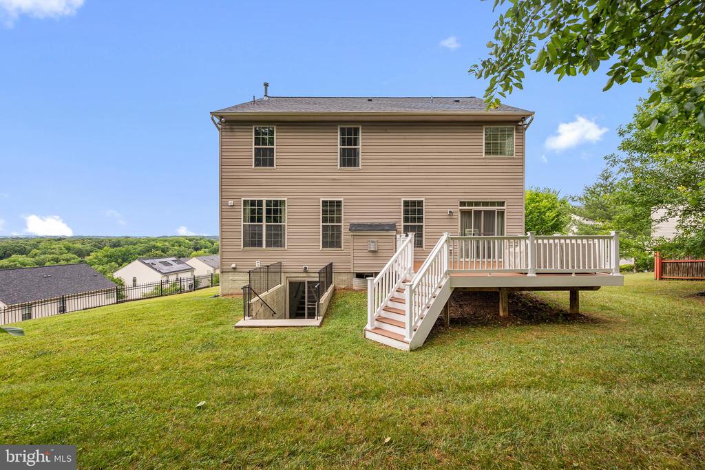 406 BRICKER DRIVE