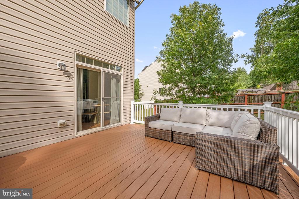 406 BRICKER DRIVE
