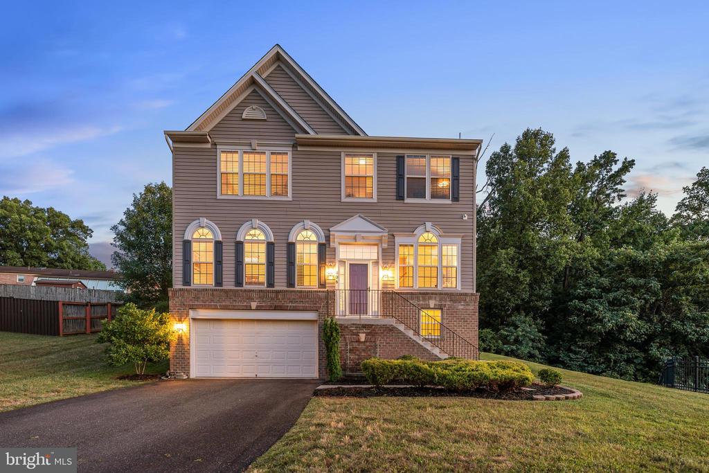 406 BRICKER DRIVE