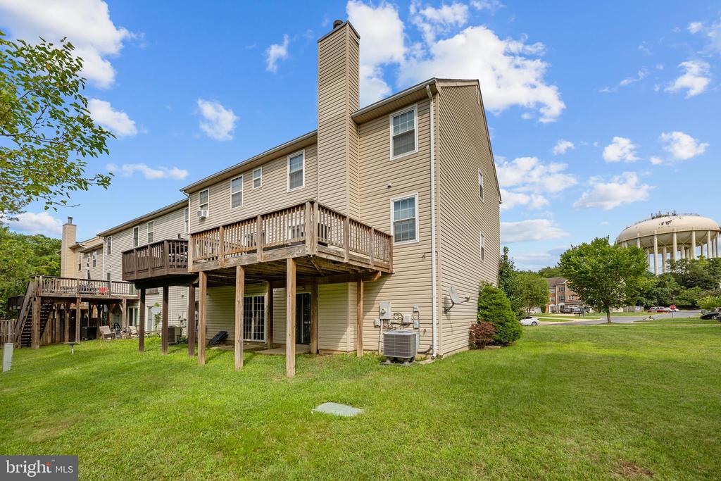 8819 HARDESTY DRIVE
