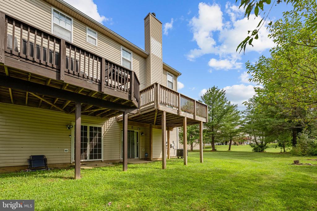 8819 HARDESTY DRIVE