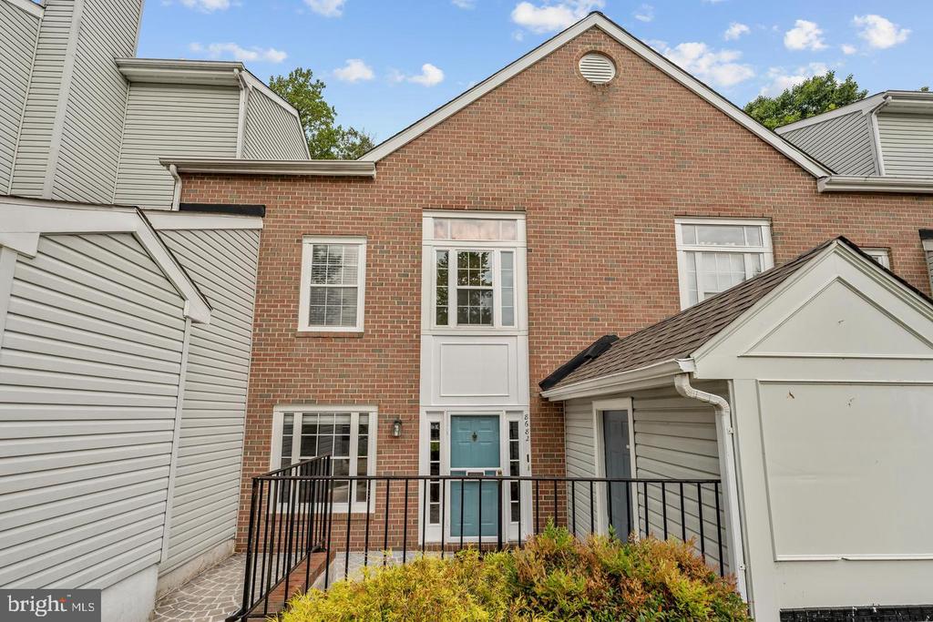 8682 DEVON HILLS DRIVE