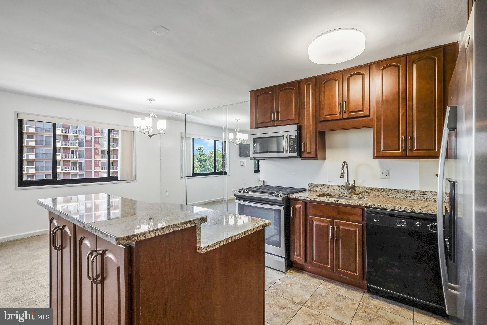 1200 S Arlington Ridge ROAD Unit: 406
