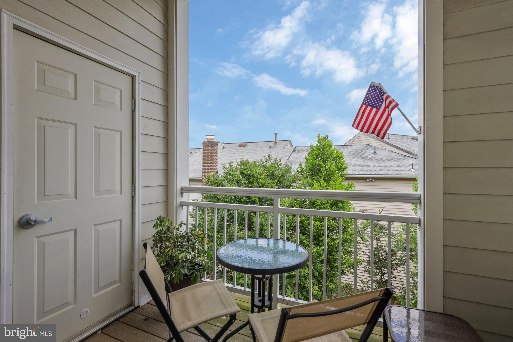 801 S Greenbrier St #413