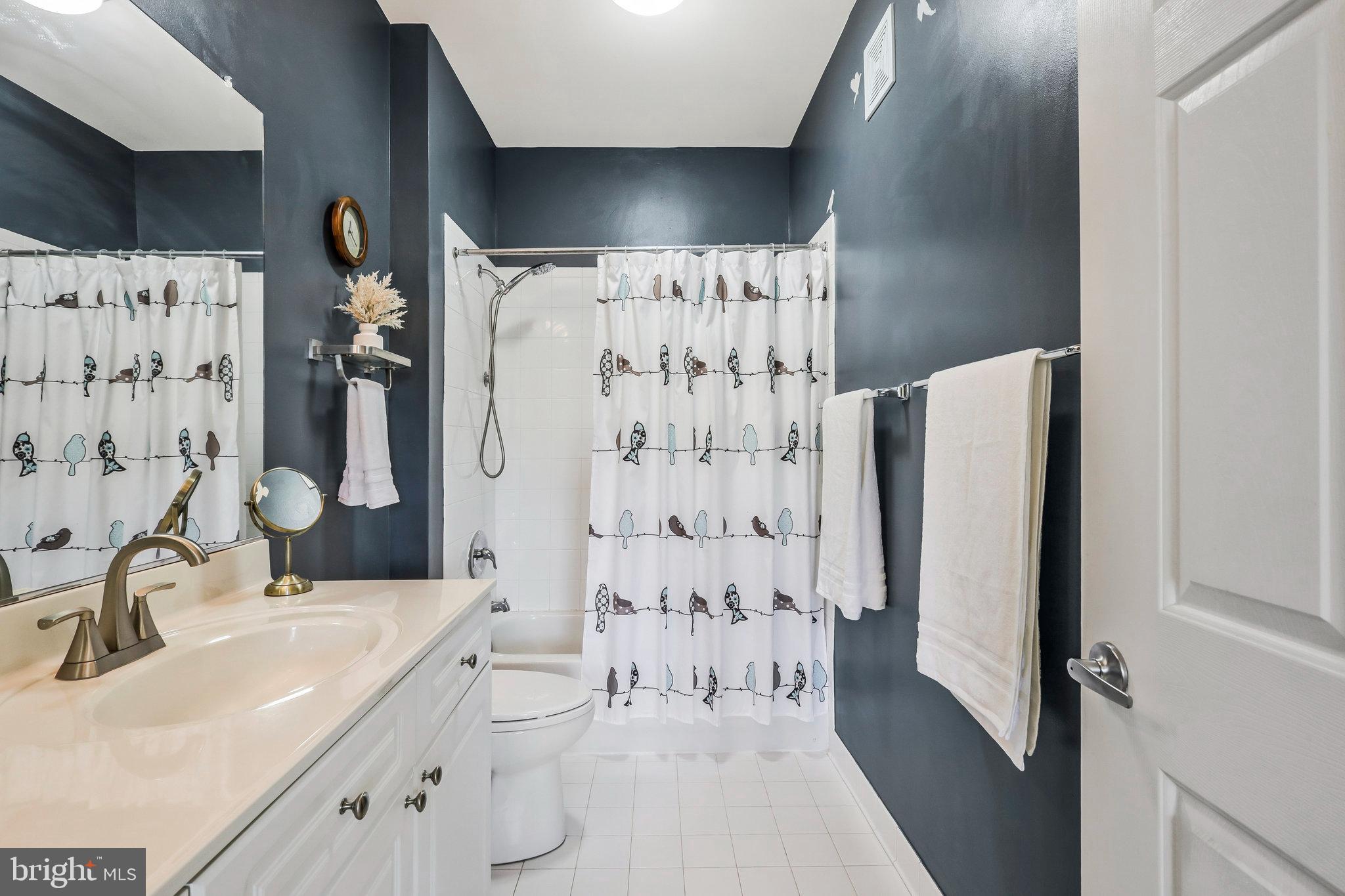 801 S Greenbrier St #413