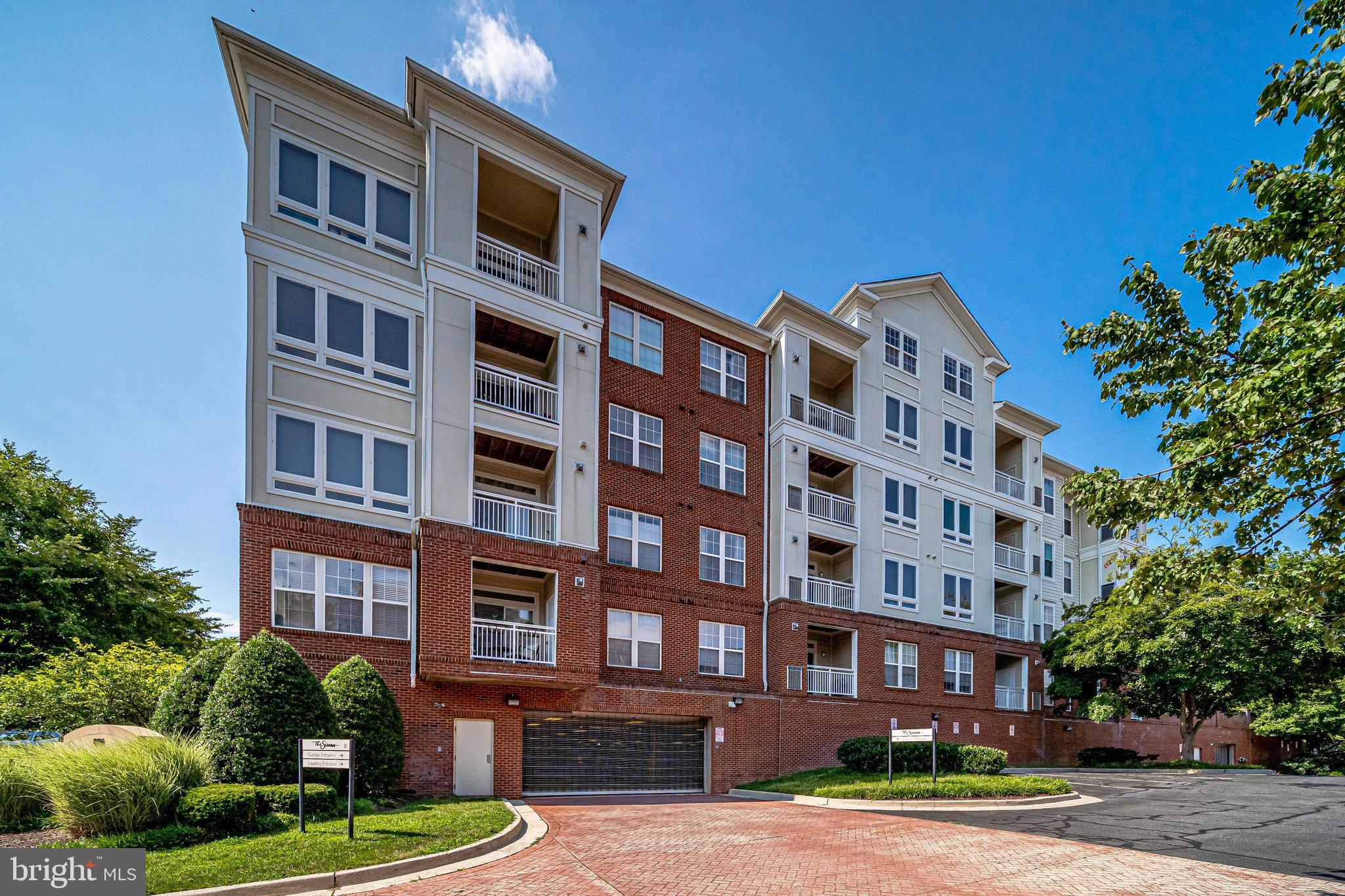 801 S Greenbrier St #413