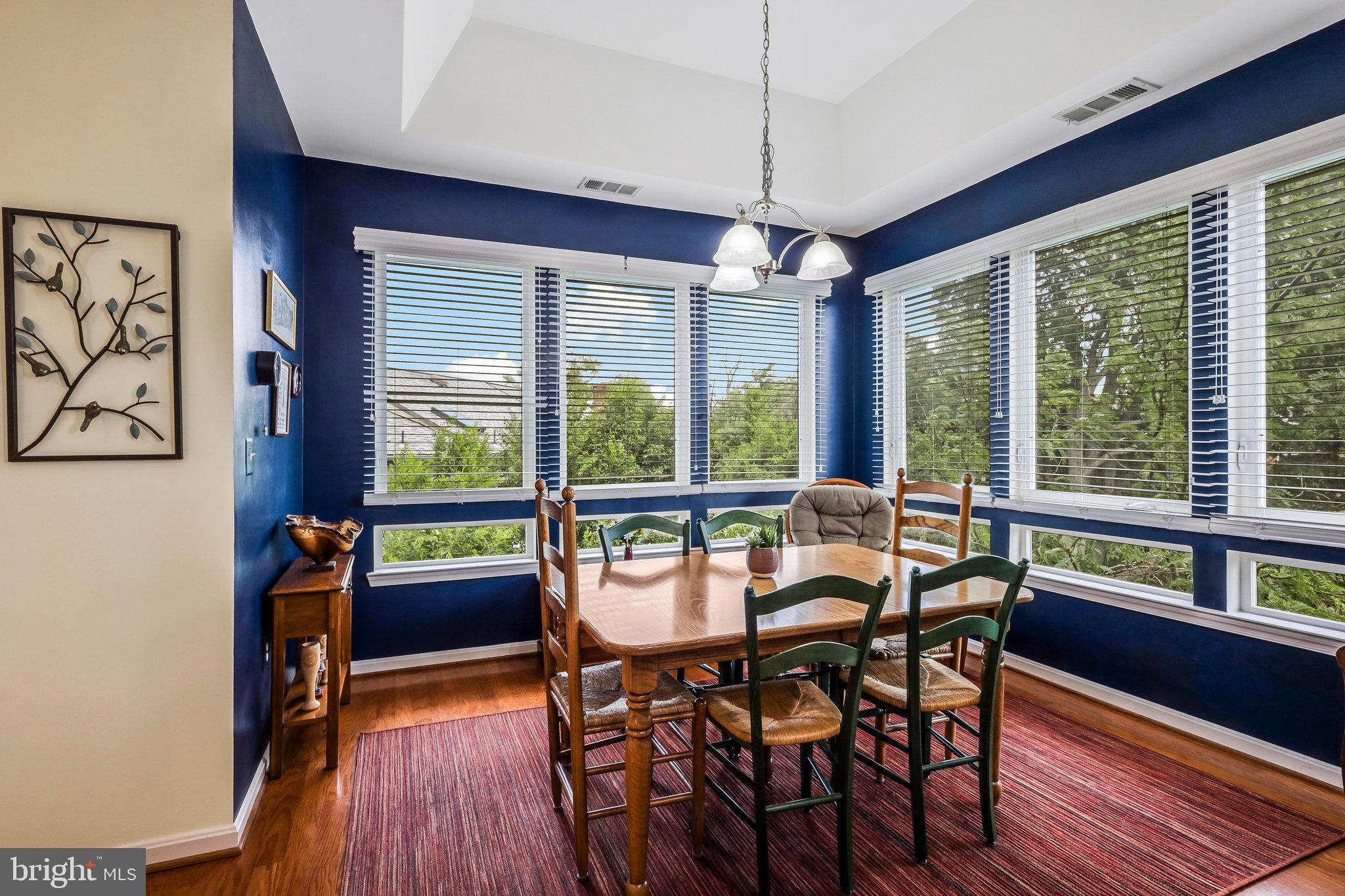 801 S Greenbrier St #413