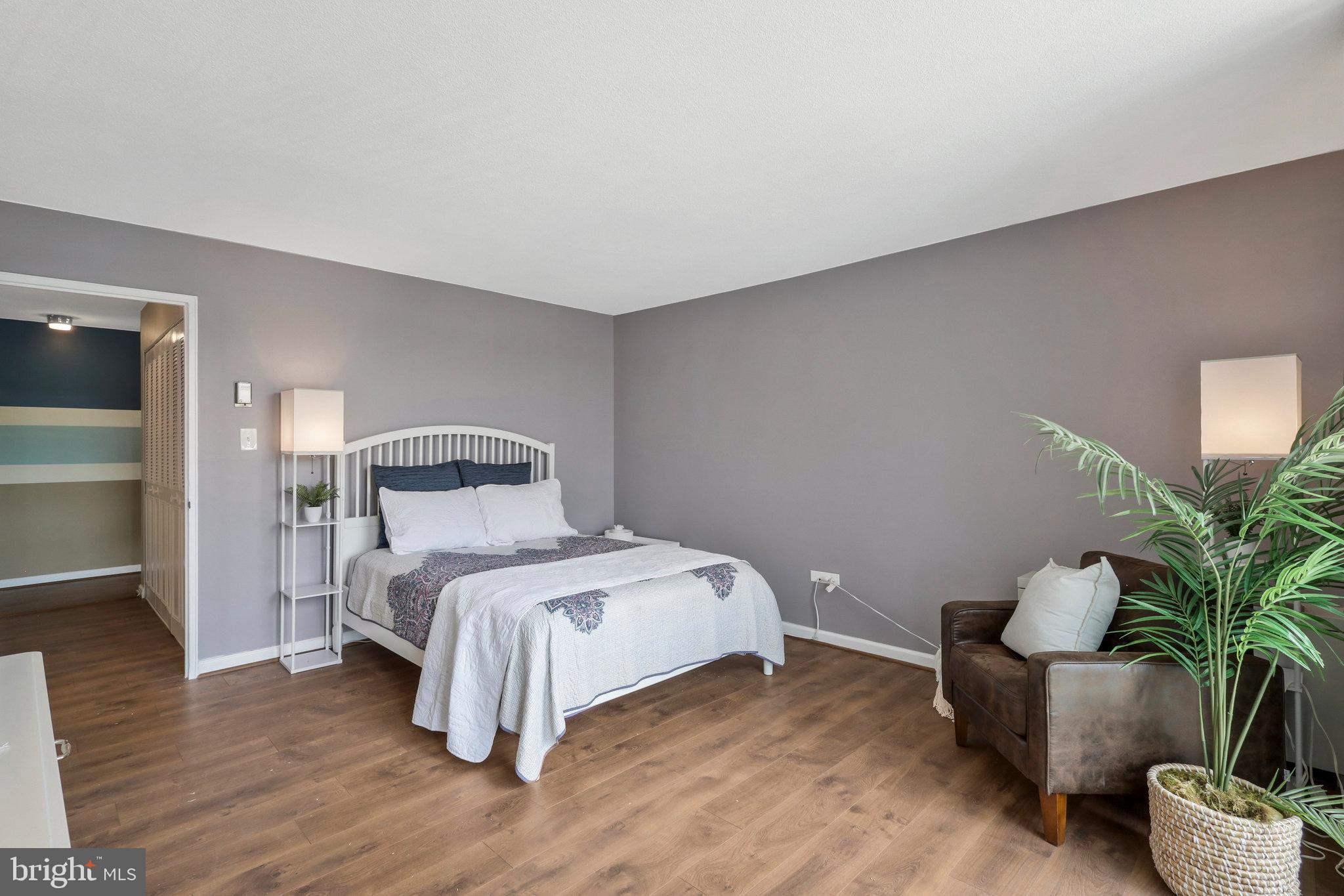 4600 S Four Mile Run Dr #302