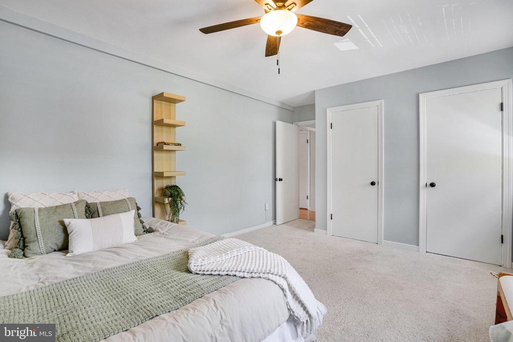 5010 Columbia Pike #4