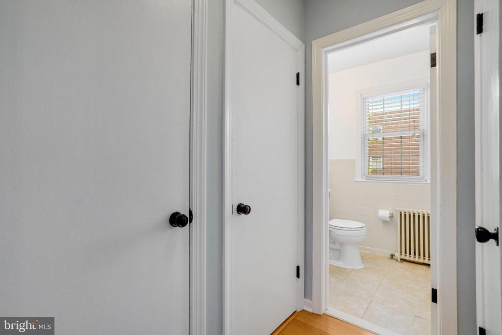 5010 Columbia Pike #4