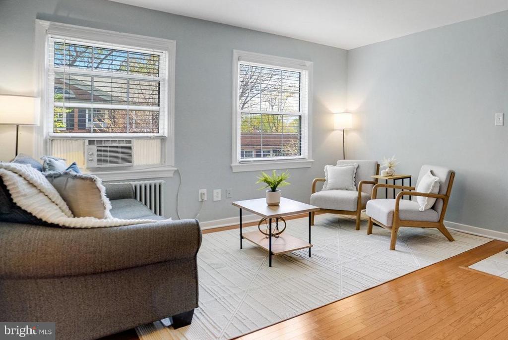5010 Columbia Pike #4