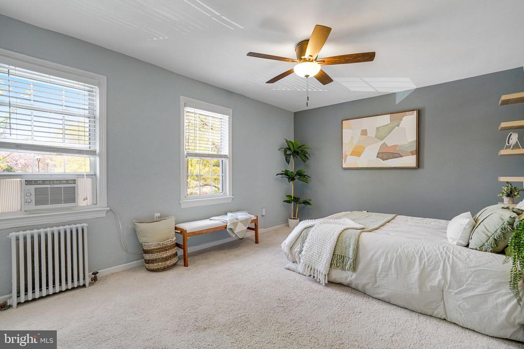 5010 Columbia Pike #4
