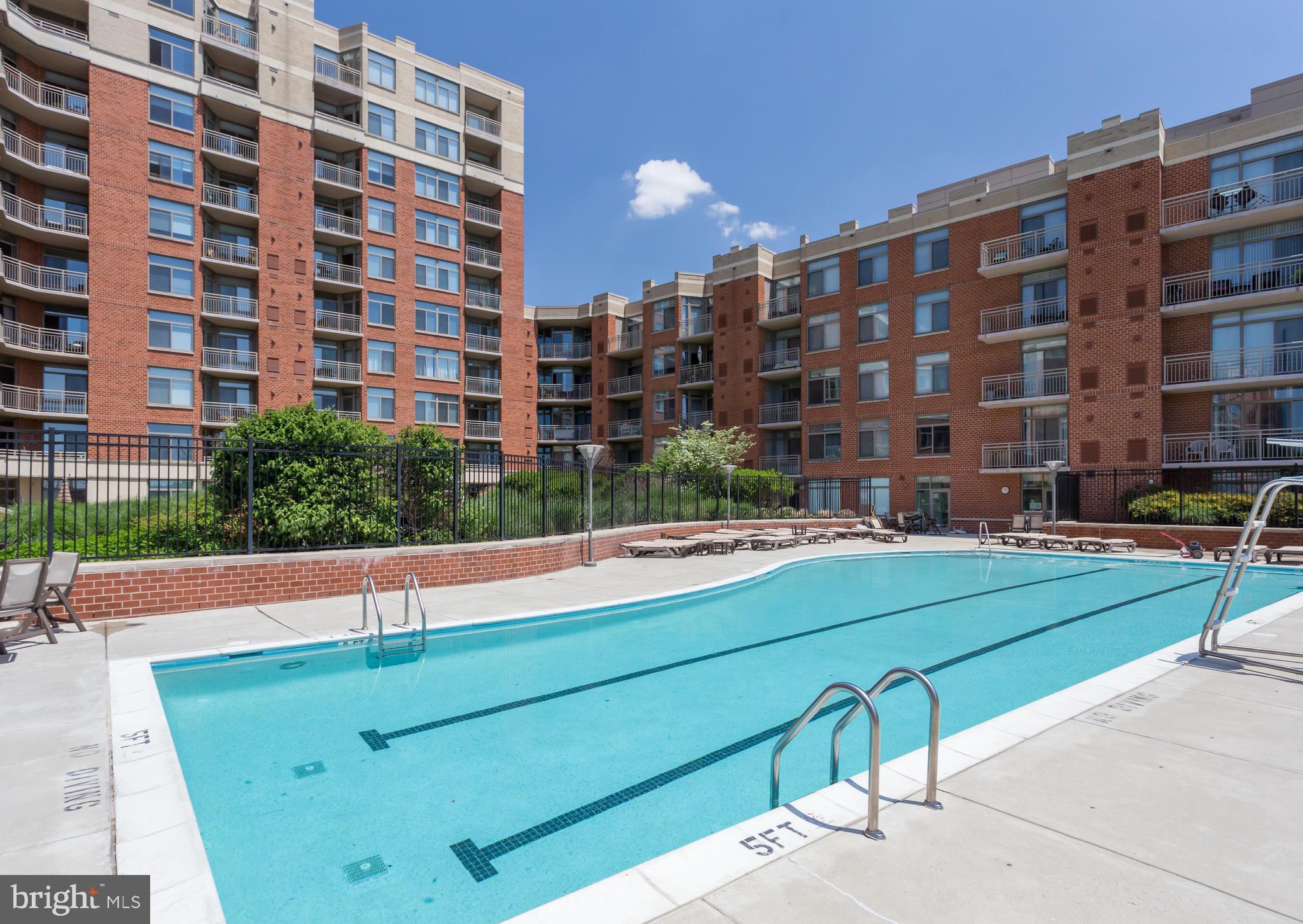 3600 S GLEBE RD #915W