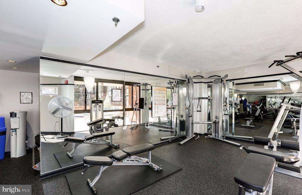 1001 N RANDOLPH STREET N 406