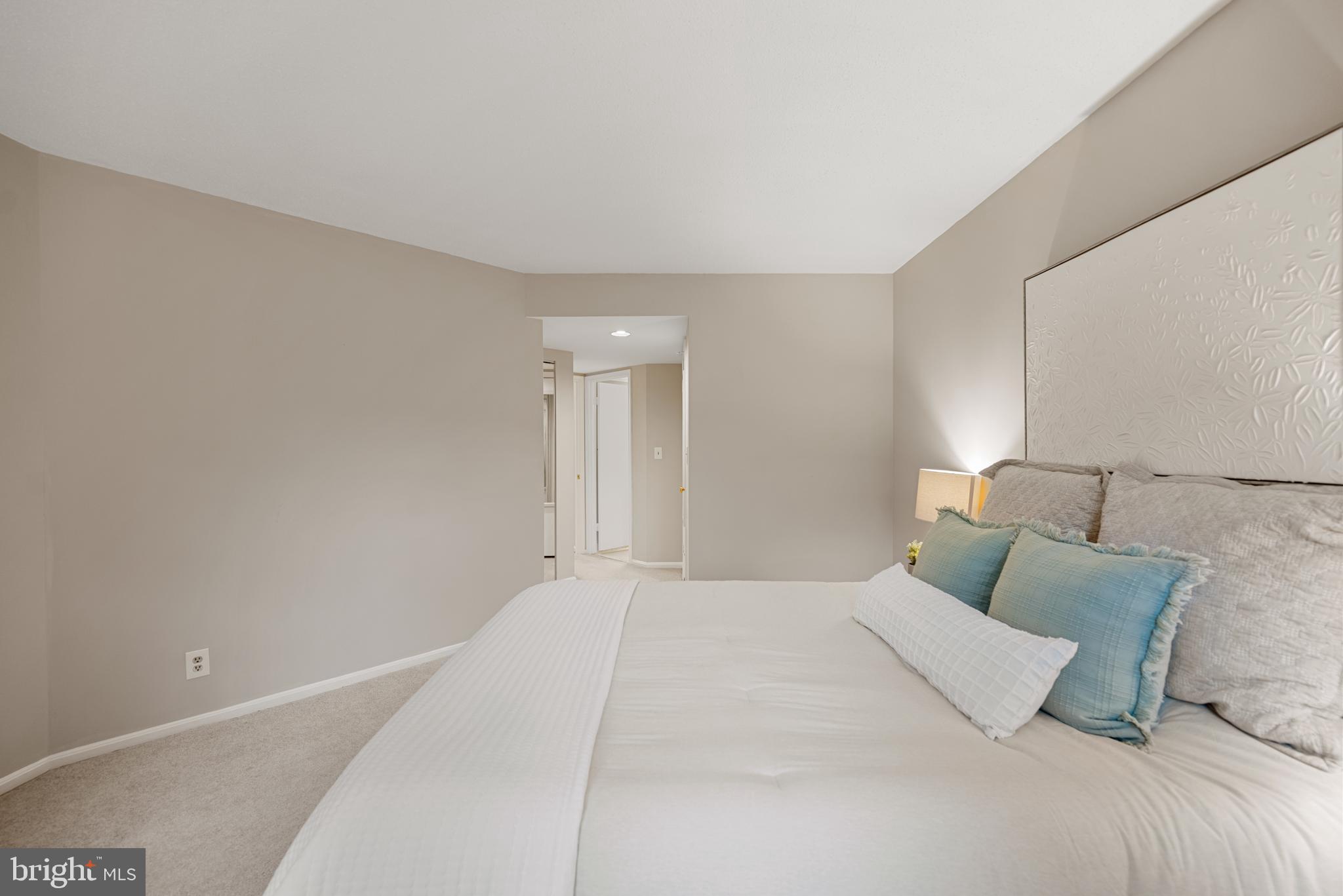 2100 LANGSTON BOULEVARD 112