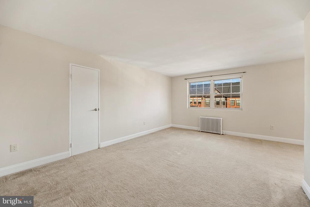 5310 8TH ROAD S 8