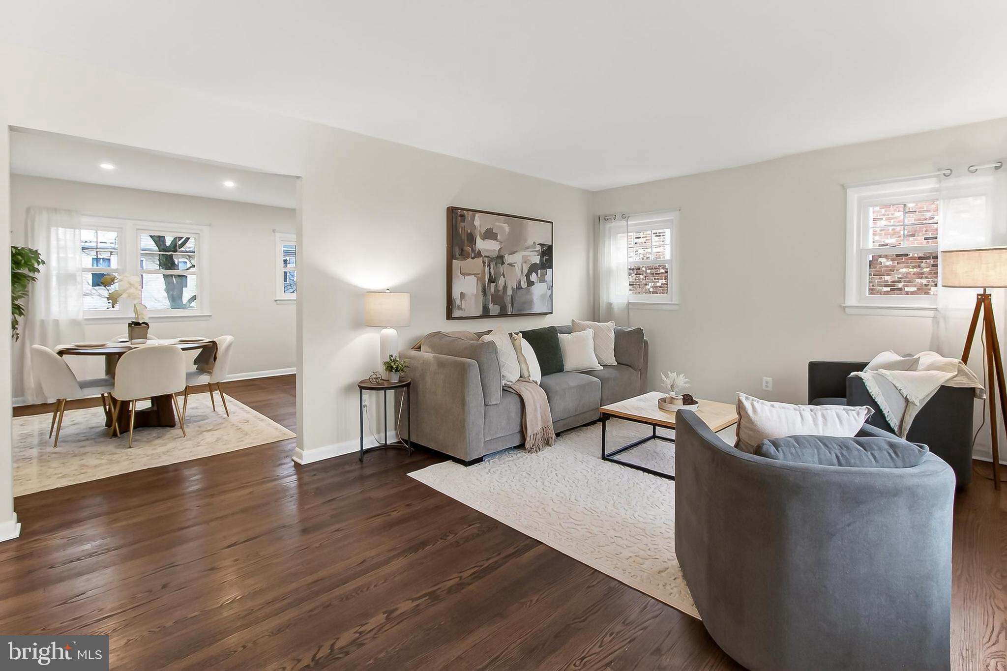 400 N MADISON STREET