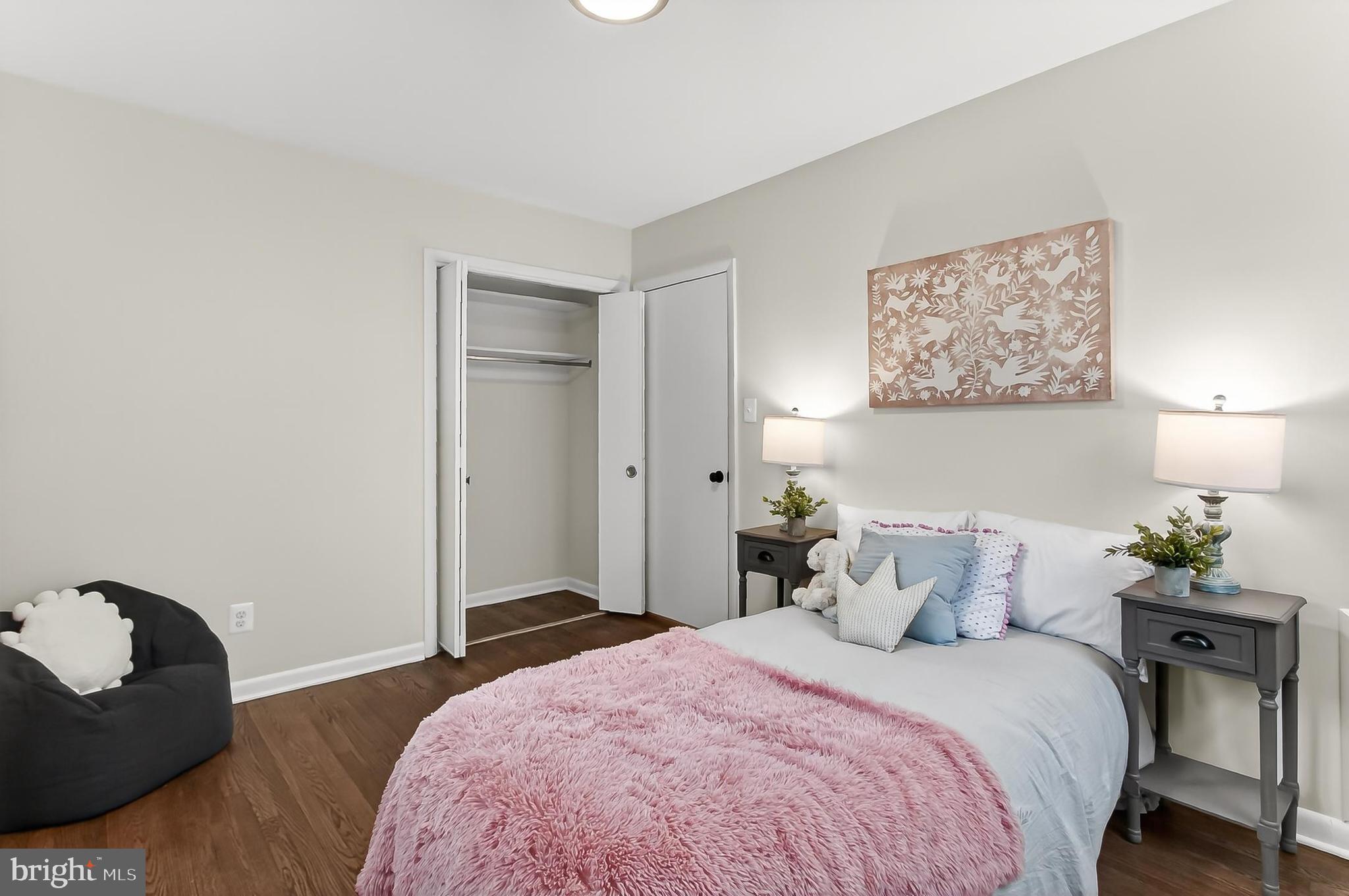 400 N MADISON STREET