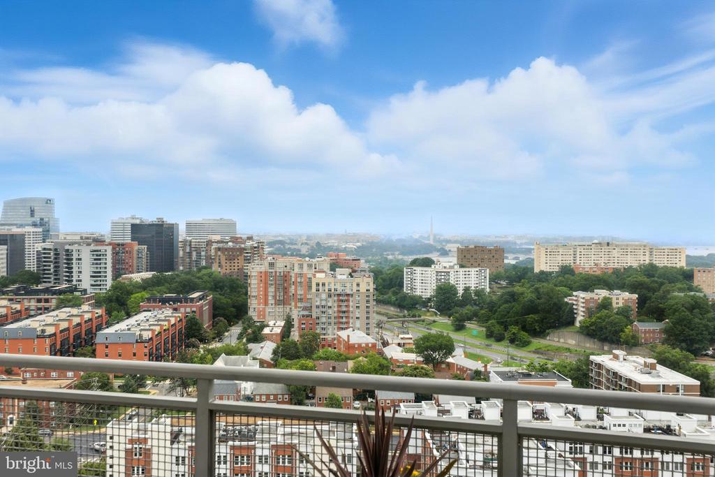 2001 15TH STREET N Unit: 111