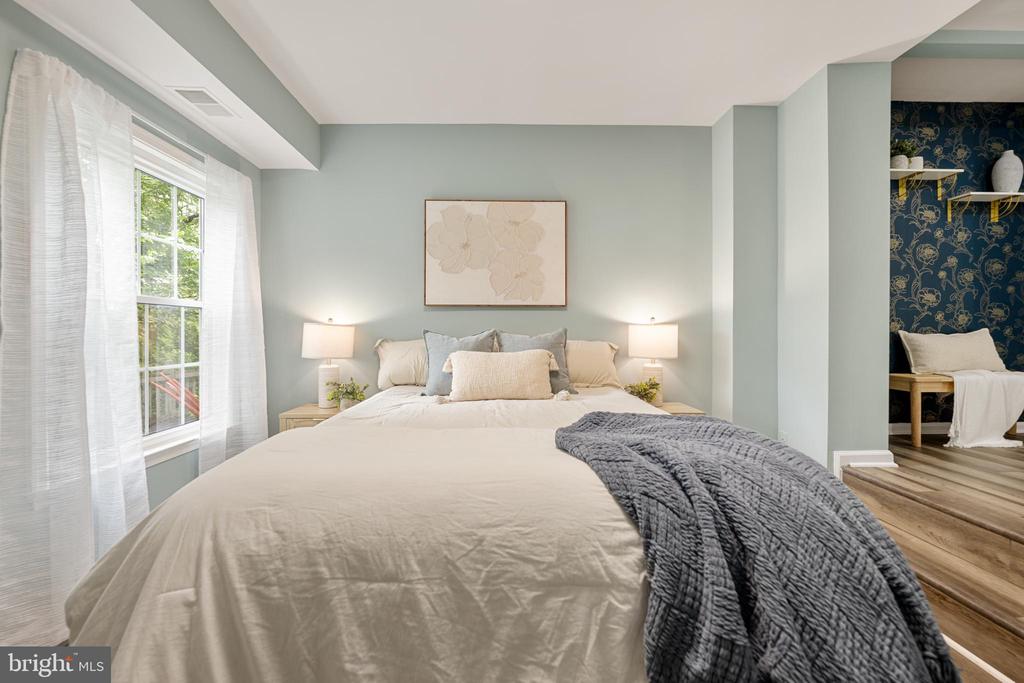 2811 S WOODROW STREET Unit: B