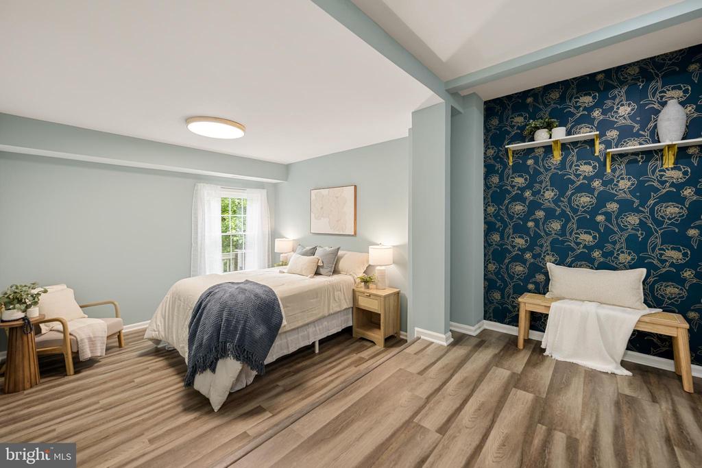 2811 S WOODROW STREET Unit: B