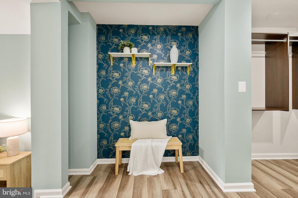 2811 S WOODROW STREET Unit: B