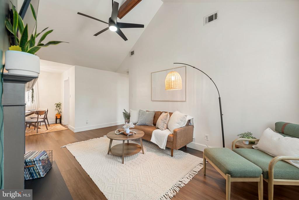 2705 ARLINGTON BOULEVARD Unit: 202