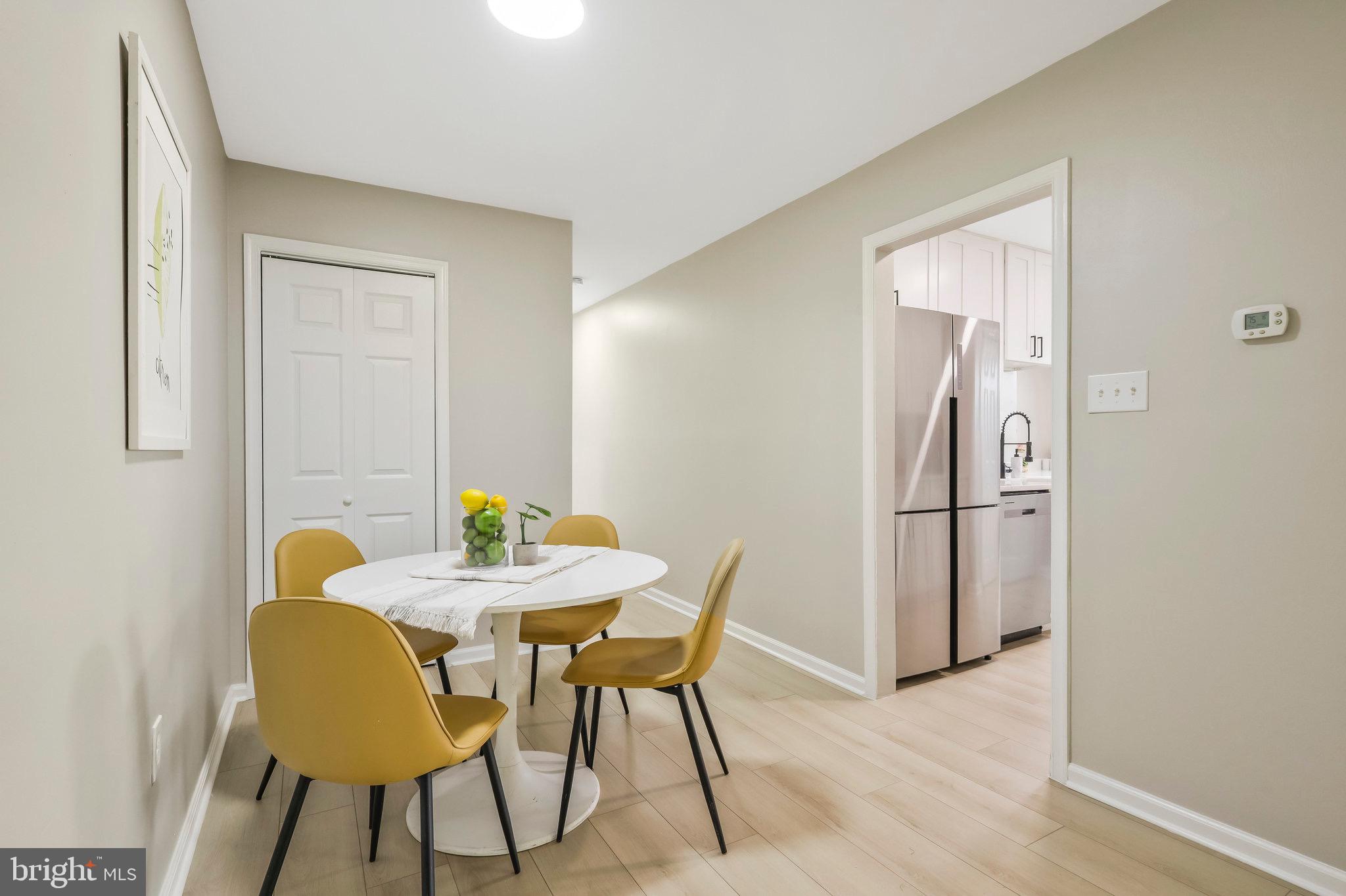 436 N Armistead STREET Unit: 302