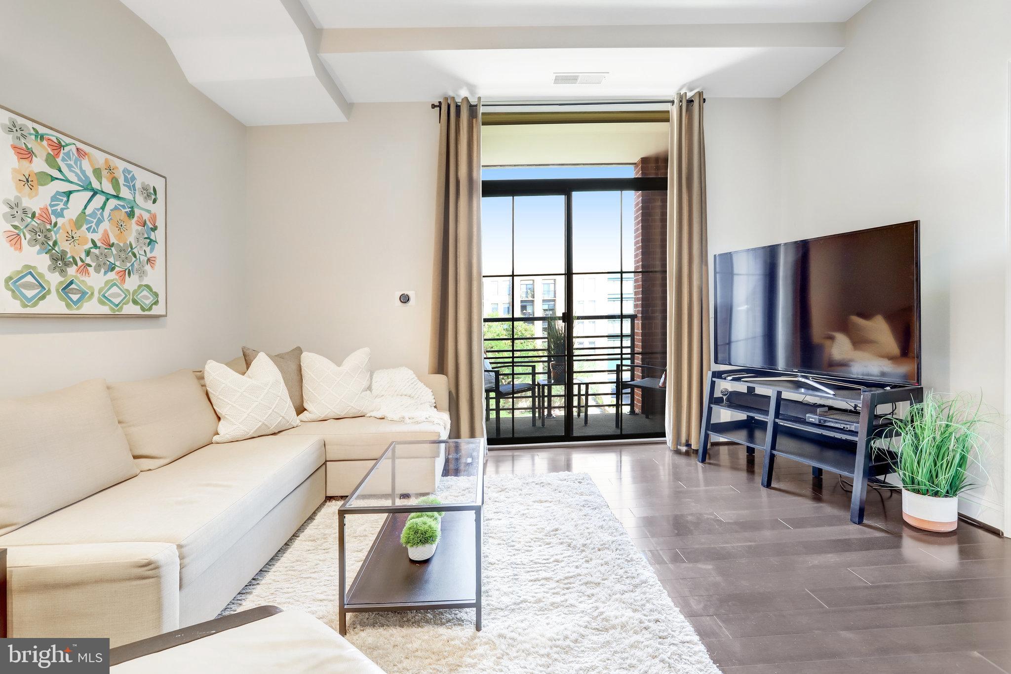 1111 Oronoco STREET Unit: 532