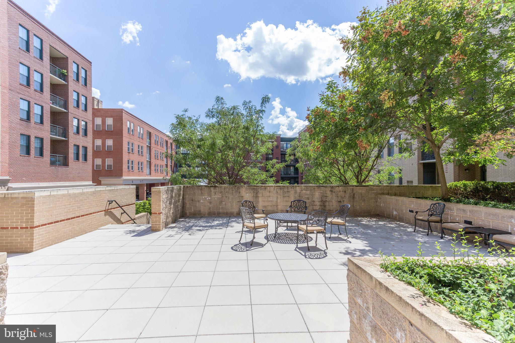 1111 Oronoco STREET Unit: 532